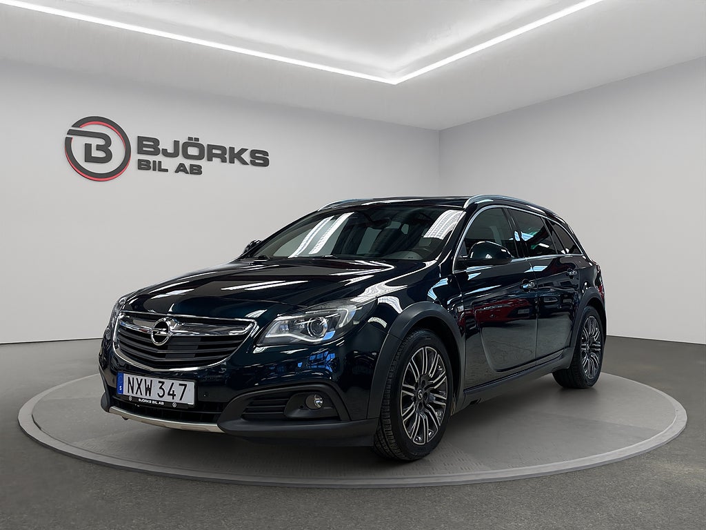 Opel Insignia Country Tourer 2.0 CDTI 4x4 Business Pano Bose Drag Se Spec