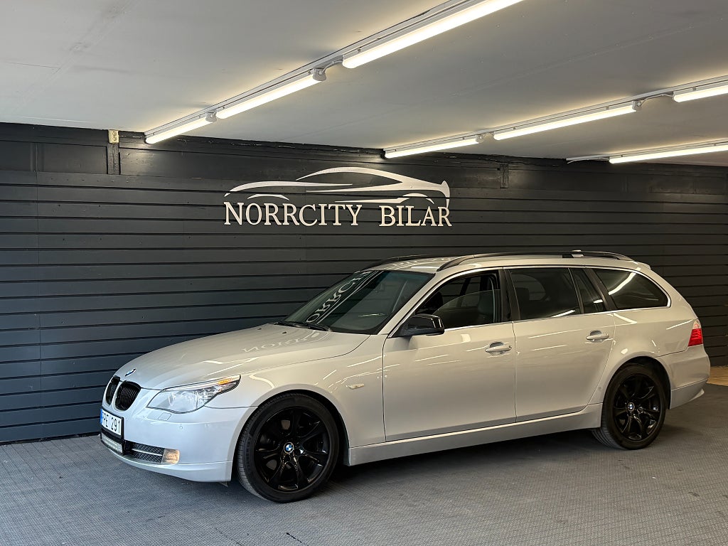 BMW 520d Touring / Nybesiktigad / Drag / Automat