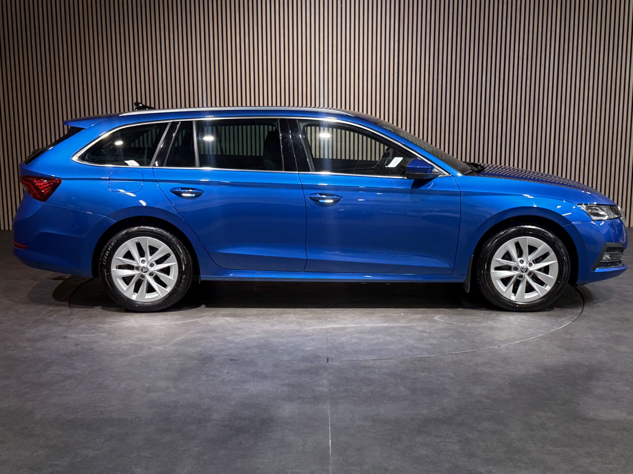 Skoda Octavia Kombi 1.5 TSI e-TEC Style 2024, bild 4/10