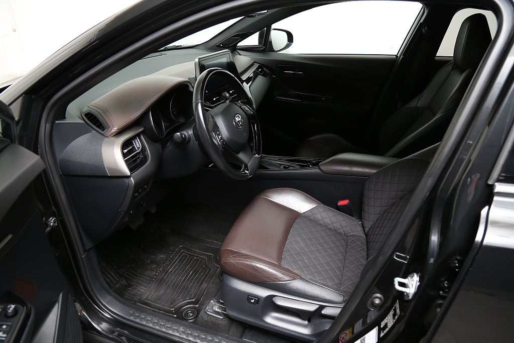 Toyota C-HR 1,2 Turbo AWD Executive Aut Kamera JBL Motorv Drag 2017