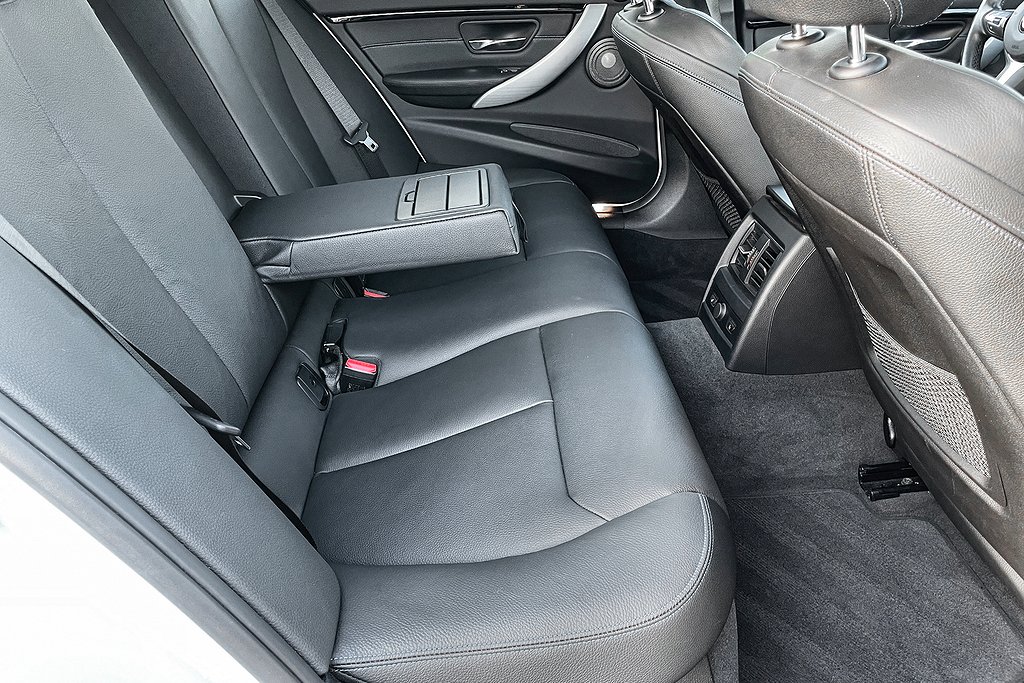 BMW 340 i | xDrive| M Sport | HUD | H&K | 2-ägare | Taklucka 2018