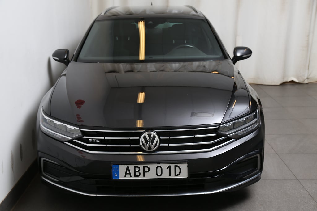 Volkswagen Passat GTE 218hk DSG Sportscombi Navi Kamera Drag 2020