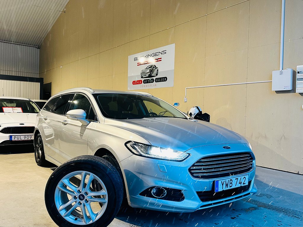 Ford Mondeo Kombi 2.0 TDCi Powershif Dragkrok Navi kamrembyt