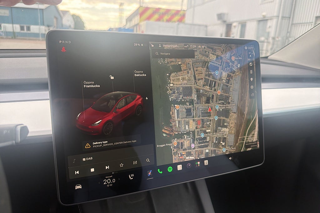 Tesla Model Y 2021