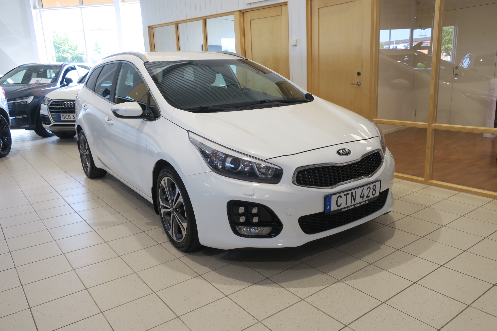 Kia Ceed 1.6 GDI GT-Line 2018, bild 2/43