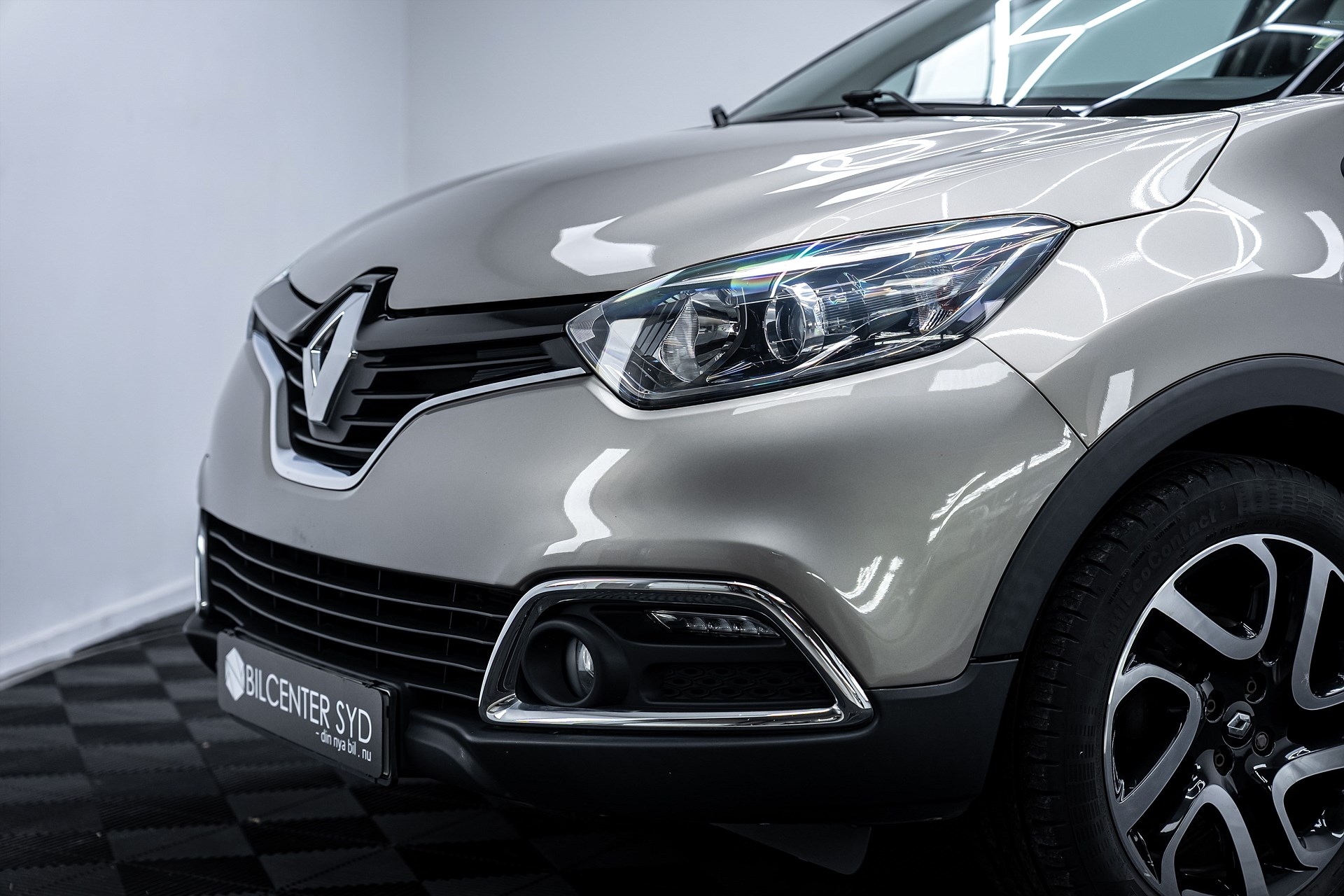 Renault Captur 0.9 TCe 2015, bild 2/10