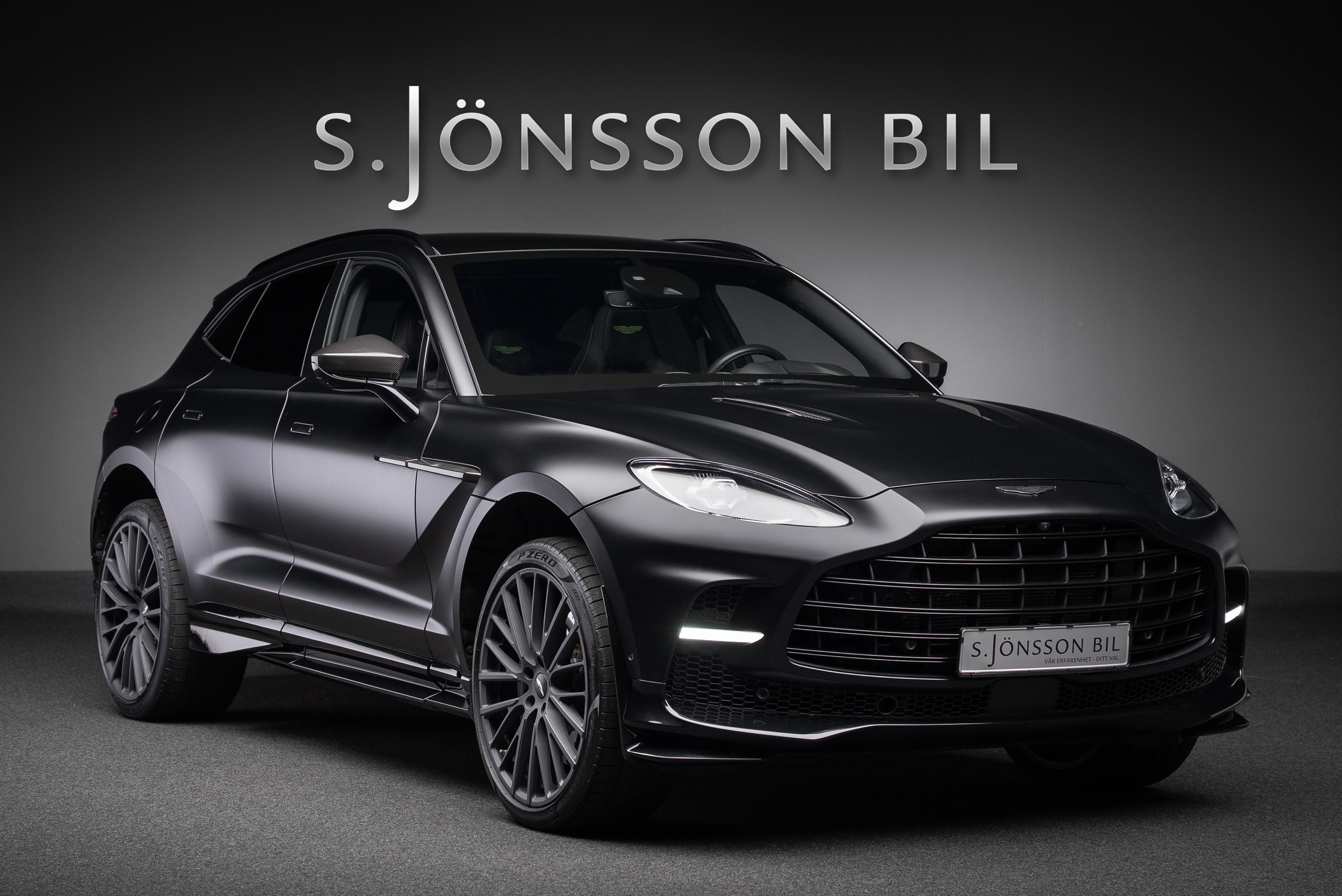 Aston Martin DBX 707 / Carbon Pack 2023, bild 6/10