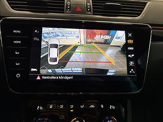 Skoda Superb 2.0 TSI 4x4 Business L&K 272 hk S&V/Navi/Pvärm