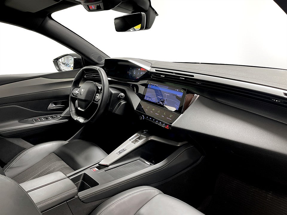 Bild på Peugeot 408 GT 1.2 PT 130hk Aut B-KAMERA CARPLAY