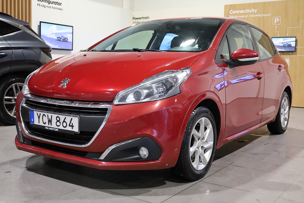 Peugeot 208 1,2 82hk Pure Tech Active 5D PDC Blåtand 2016