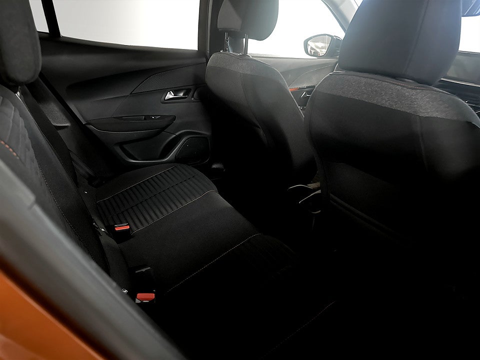 Bild på Peugeot 2008 Active Pack 1.2 PT 100hk PDC-SENSOR CARPLAY