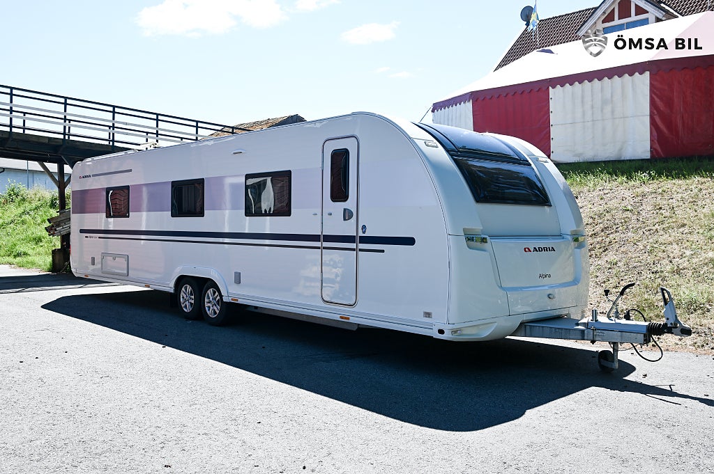 Adria Alpina 903 HT  AC, Förtält 30 kvm Comondore Seed, Nybes