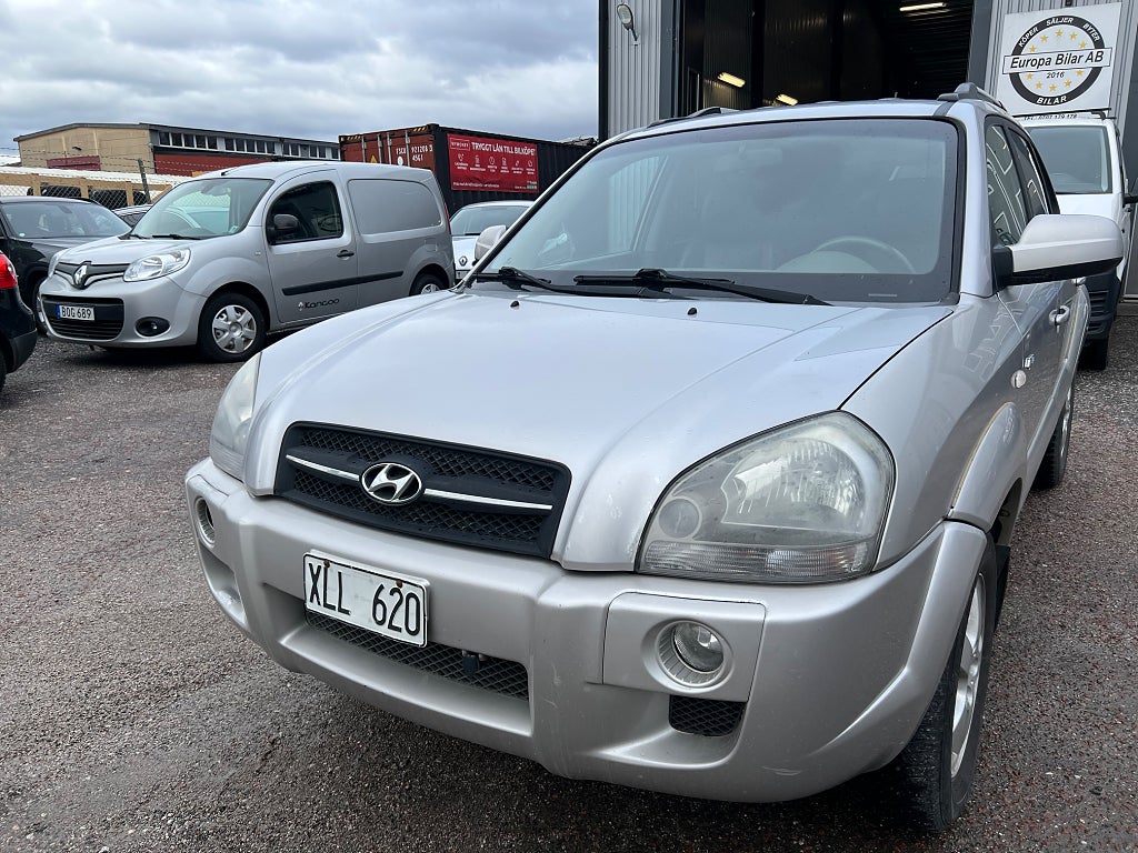 Hyundai Tucson 2.7 V6 4WD AUTOMAT DRAG M-VÄRMARE 175HK