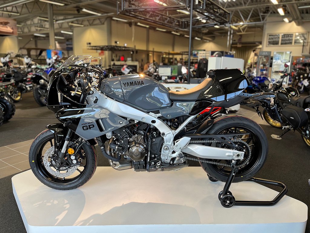 Yamaha XSR 900 GP *Leveransklar*