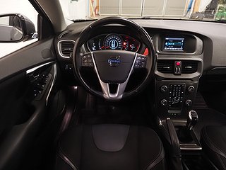Halvkombi Volvo V40 13 av 20