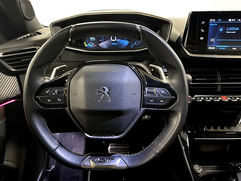 Bild på Peugeot 2008 GT-Line 1.2 PT 130hk Aut B-KAMERA CARPLAY