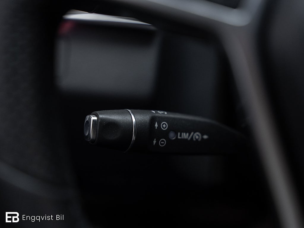 Mercedes-Benz E220 2016 - miniatyr 21
