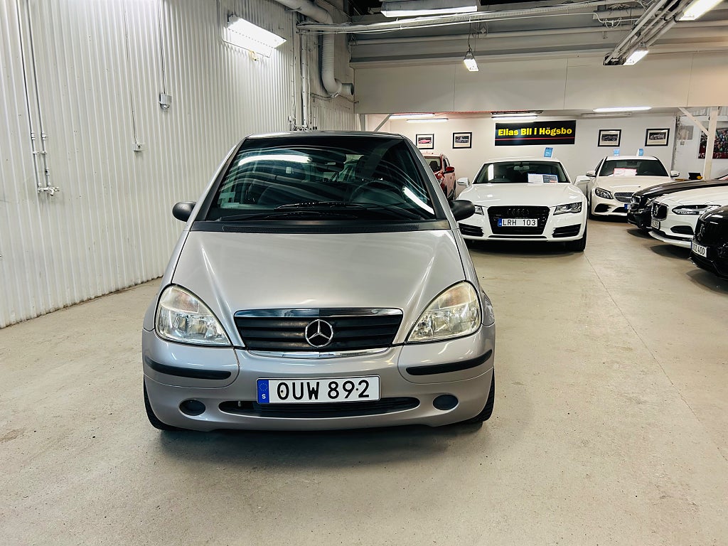 Mercedes-Benz A 140 Semi-