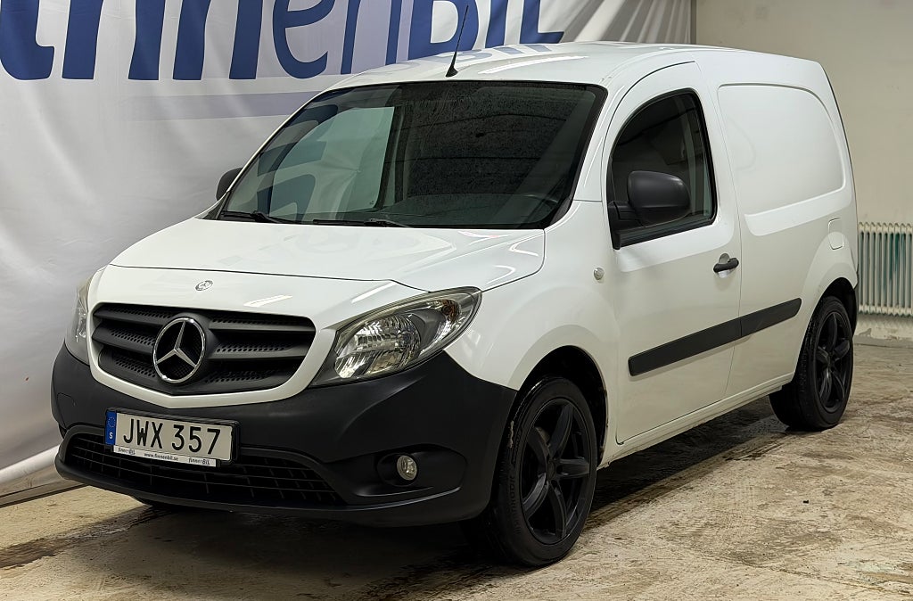 Mercedes-Benz Citan Besiktigad Drag