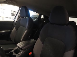 SUV Nissan Qashqai 15 av 19