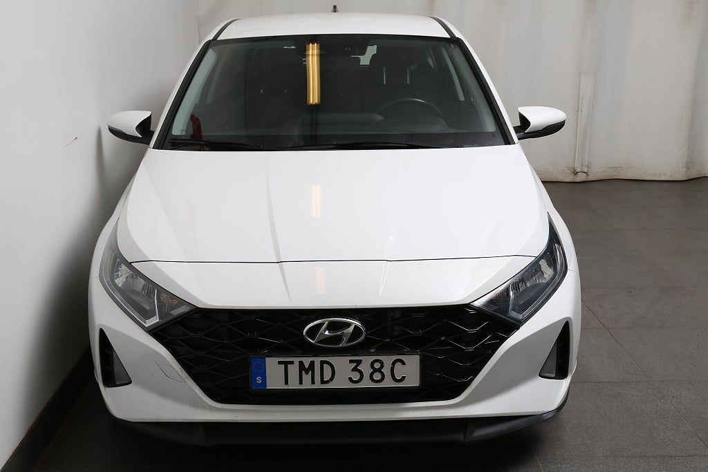 Hyundai i20 1,0 T-GDI 100hk Essential Aut Kamera Motorvärmare 2021