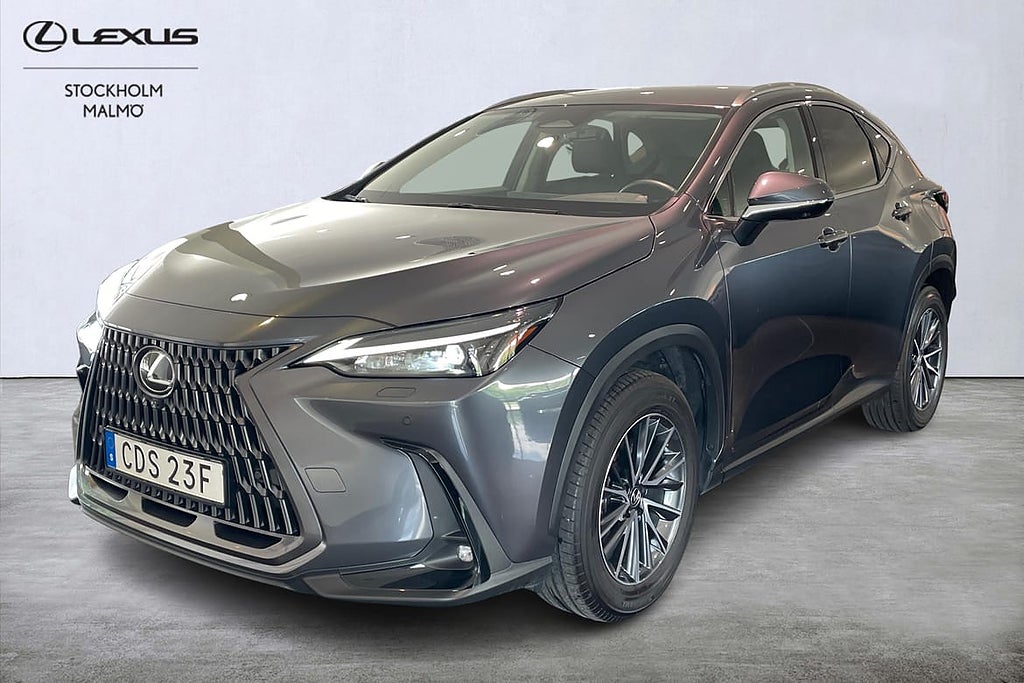 Lexus NX Executive AWD 242hk P-värm 360° Drag Navi