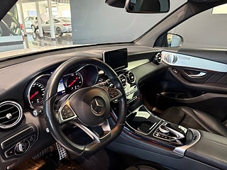 SUV Mercedes-Benz GLC 4 av 22