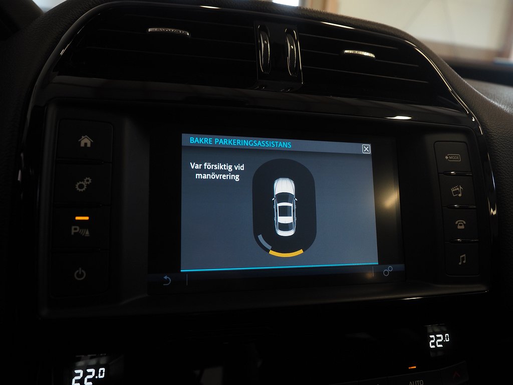 Jaguar XE 20d 180hk Automat | Dieselvärmare | 2018