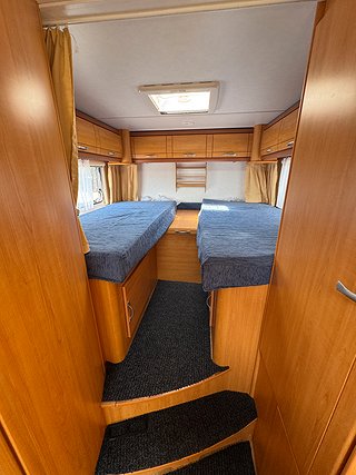Husbil-halvintegrerad LMC Liberty TI 708 10 av 18