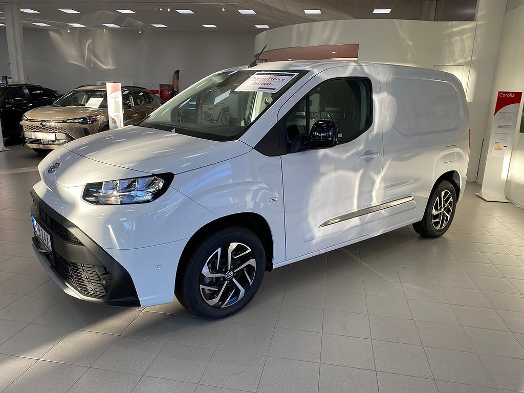 Toyota ProAce City 1,5 Diesel Automat Professional Drag Värmare 13...