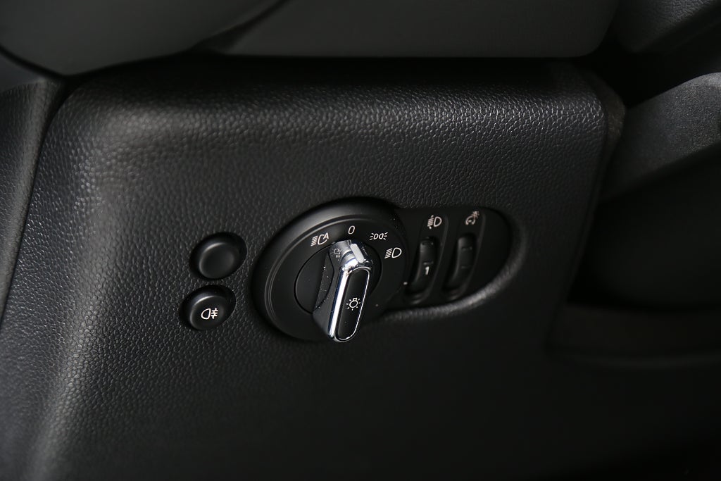 MINI Cooper S Experience 178hk Aut 5-dörrars Navi CarPlay Kamera 2024
