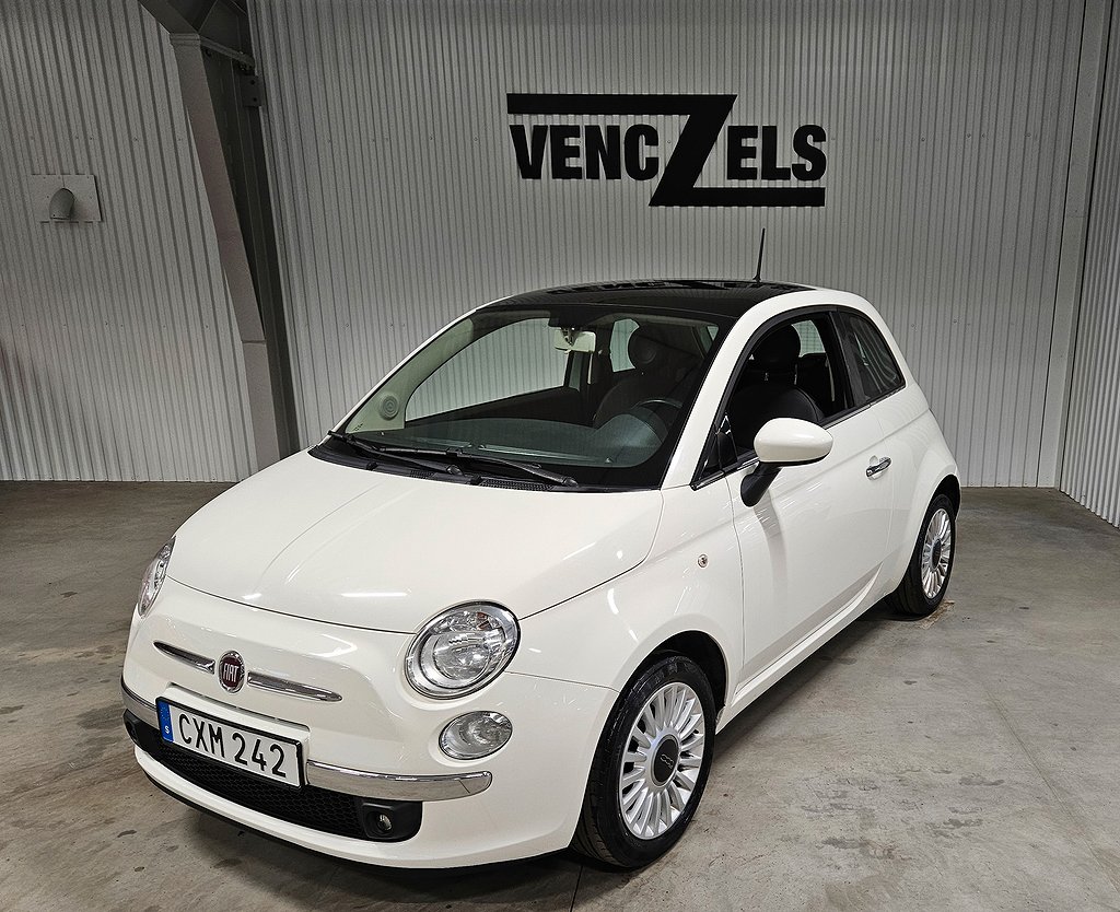 Fiat 500 1.2 Lounge Euro 6 69hk panorama låg skatt Fin