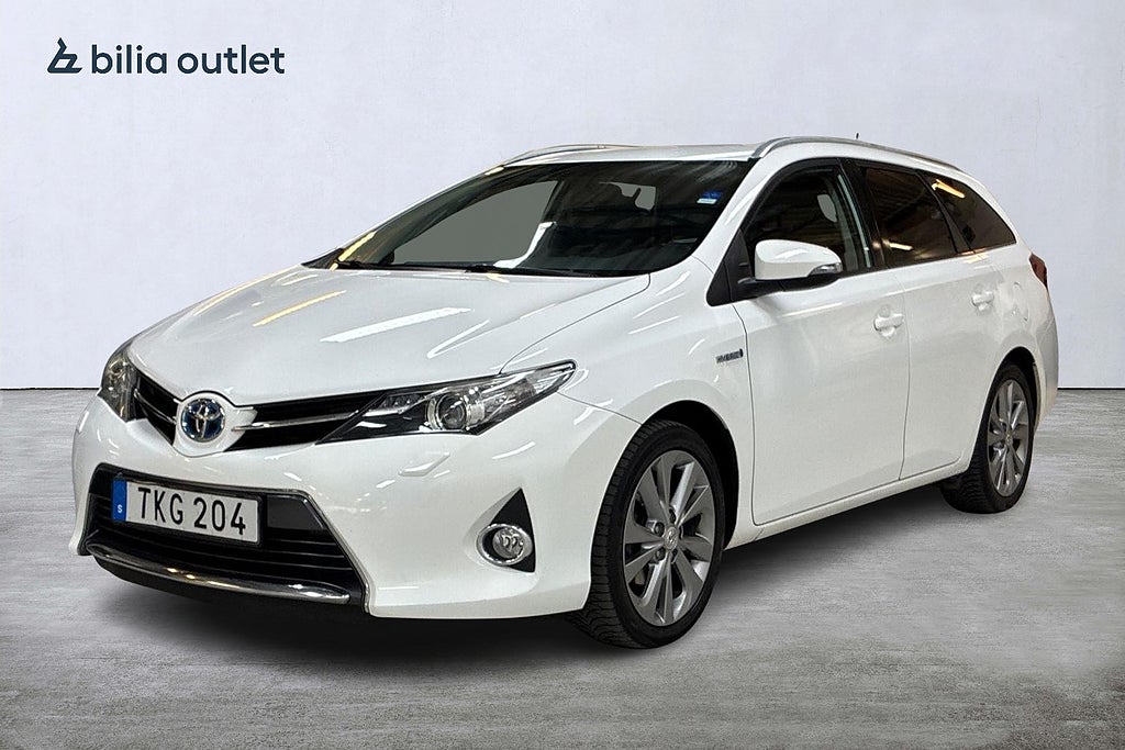 Toyota Auris TS Hybrid e-CVT Edition 50 136hk Navi Backkamera