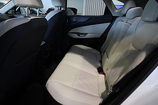 SUV Lexus NX 15 av 31