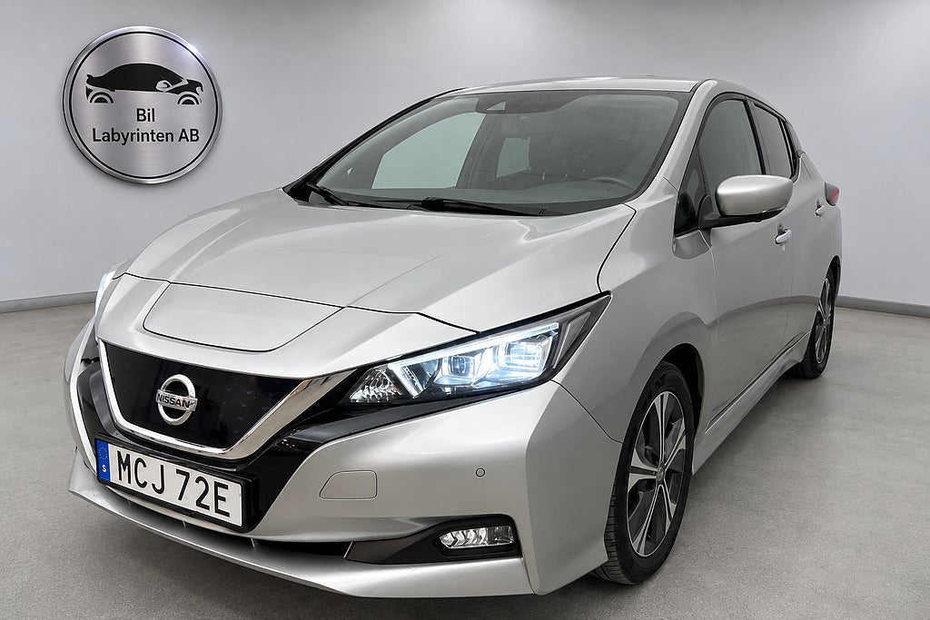Nissan Leaf 40 kWh Leverans 270km 150 hk Drag. N-Connecta 360° Navi
