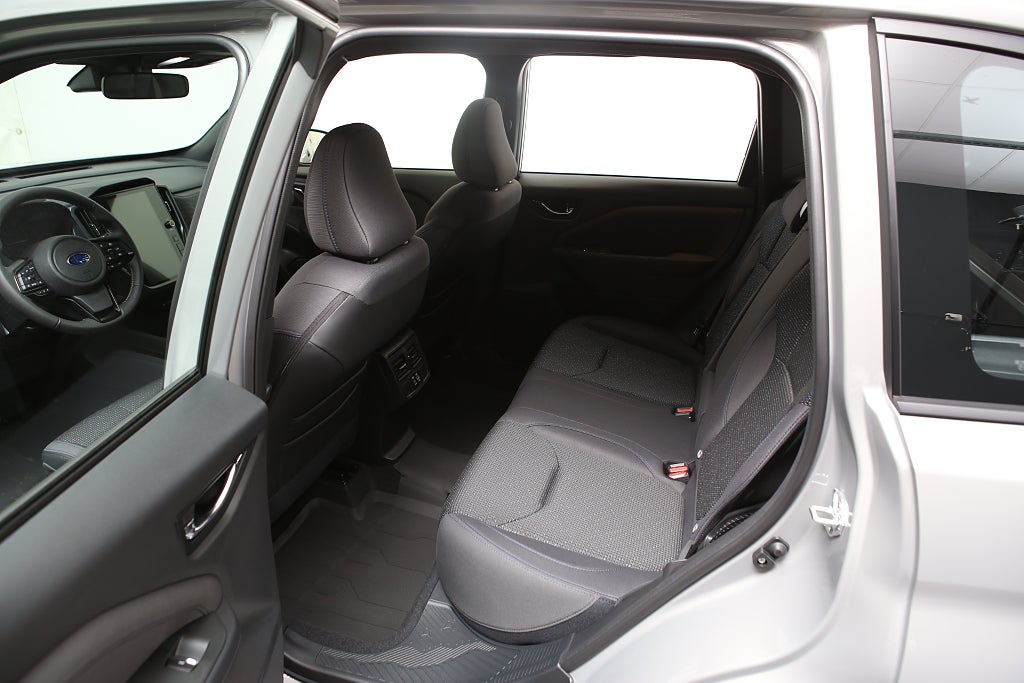 Subaru Forester 2.0i e-Boxer Adventure Dragkrok & Vinterhjul ingår 2025