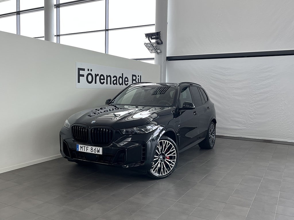BMW X5 xDrive50e 2,95 ränta M Sport Pro 22" Drag H/K Panorama 