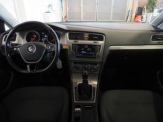 Halvkombi Volkswagen Golf 16 av 19