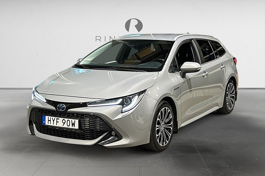 Toyota Corolla Touring Sports Hybrid 122 HK AUT STYLE LED B-KAMERA