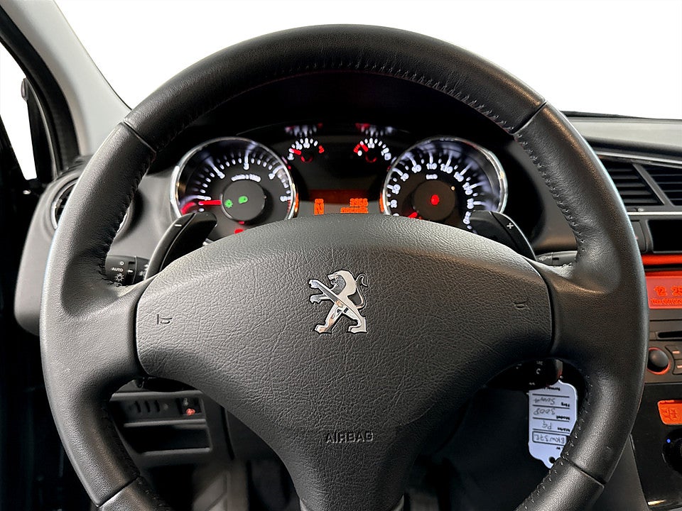 Bild på Peugeot 3008 Active 1.6 e-HDi 114hk Aut FARTHÅLLARE EN ÄGARE