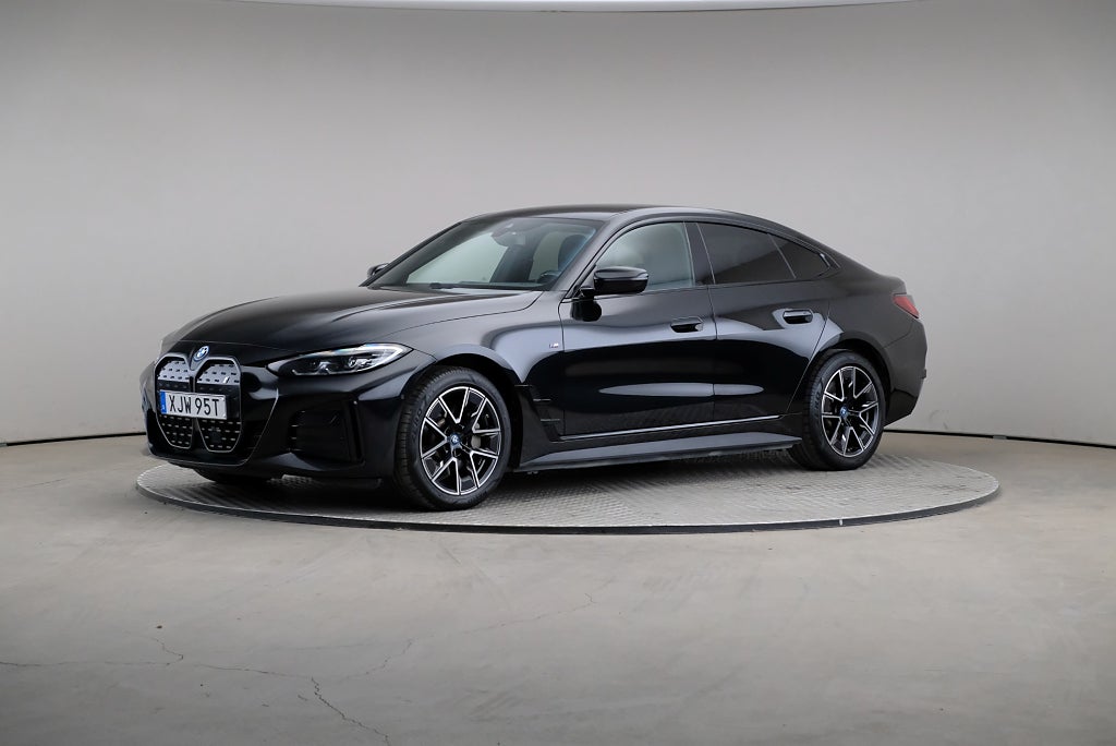 BMW i4 eDrive40 340hk M Sport Rattvärme