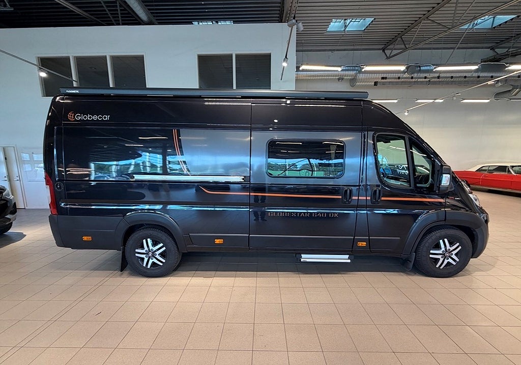 Pössl campervan Globestar 640 DK