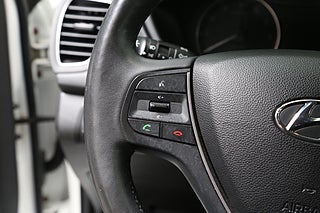 Halvkombi Hyundai i20 15 av 23
