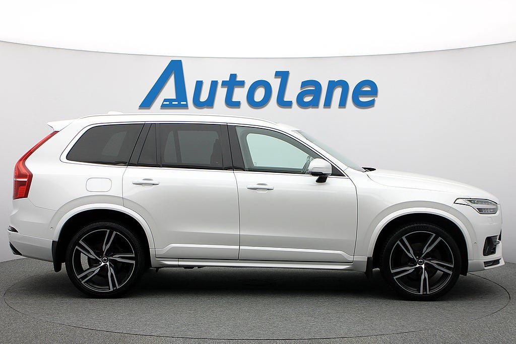Volvo XC90 T5 AWD R-Design, B&W, Pano, 7-sits, HUD, 22" 250hk