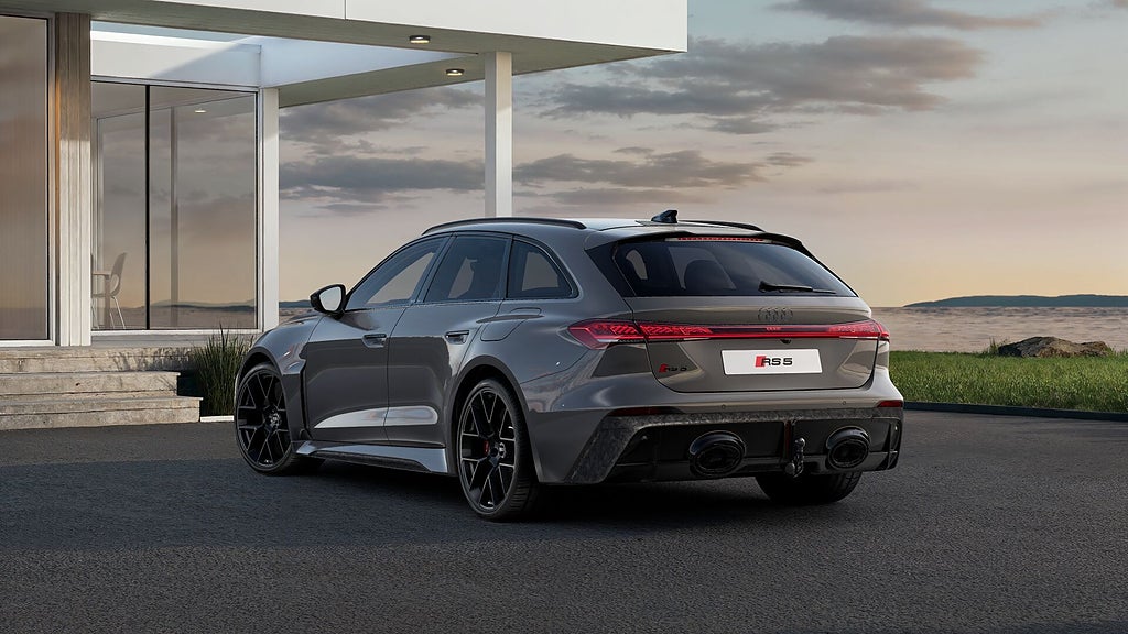 Audi RS5 Avant MOMS Keramiska Full Carbon Sport-paket Pano HuD
