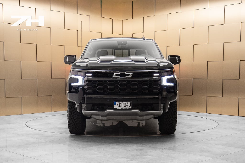 Chevrolet Silverado ZR2 1500 Crew Cab 3.0 Duramax / BOSE / HuD /Taklucka