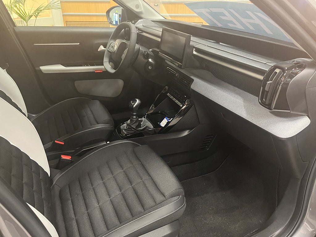 Citroën C3 Aircross Plus Hybrid automat 145HK thumbnail