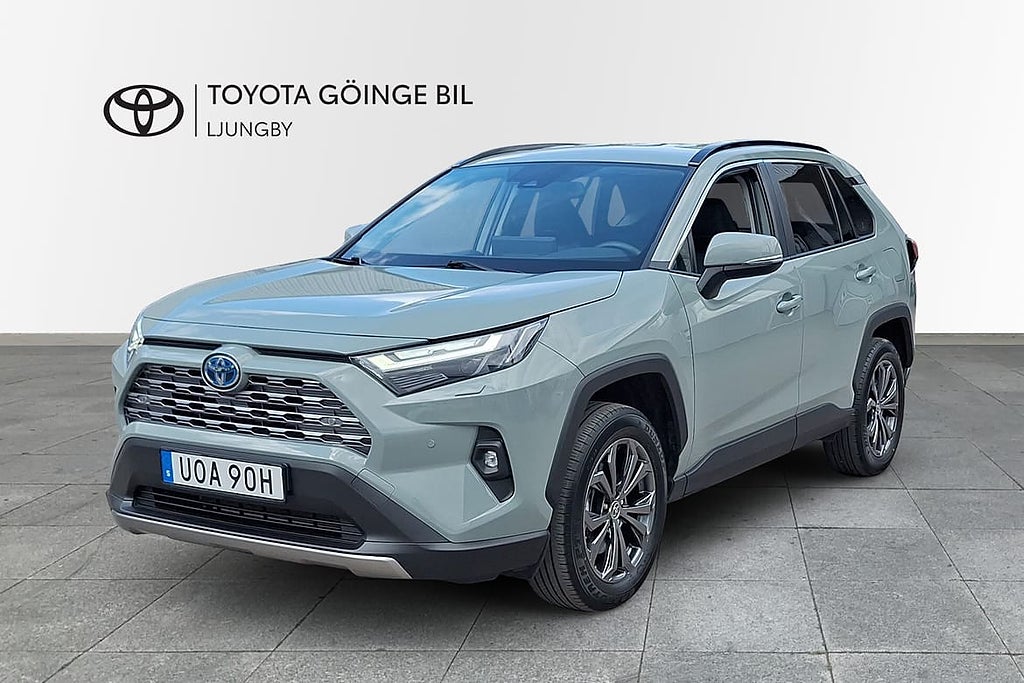 Toyota RAV4 2,5 HYBRID AWD-I Executive Drag LED-Ramp