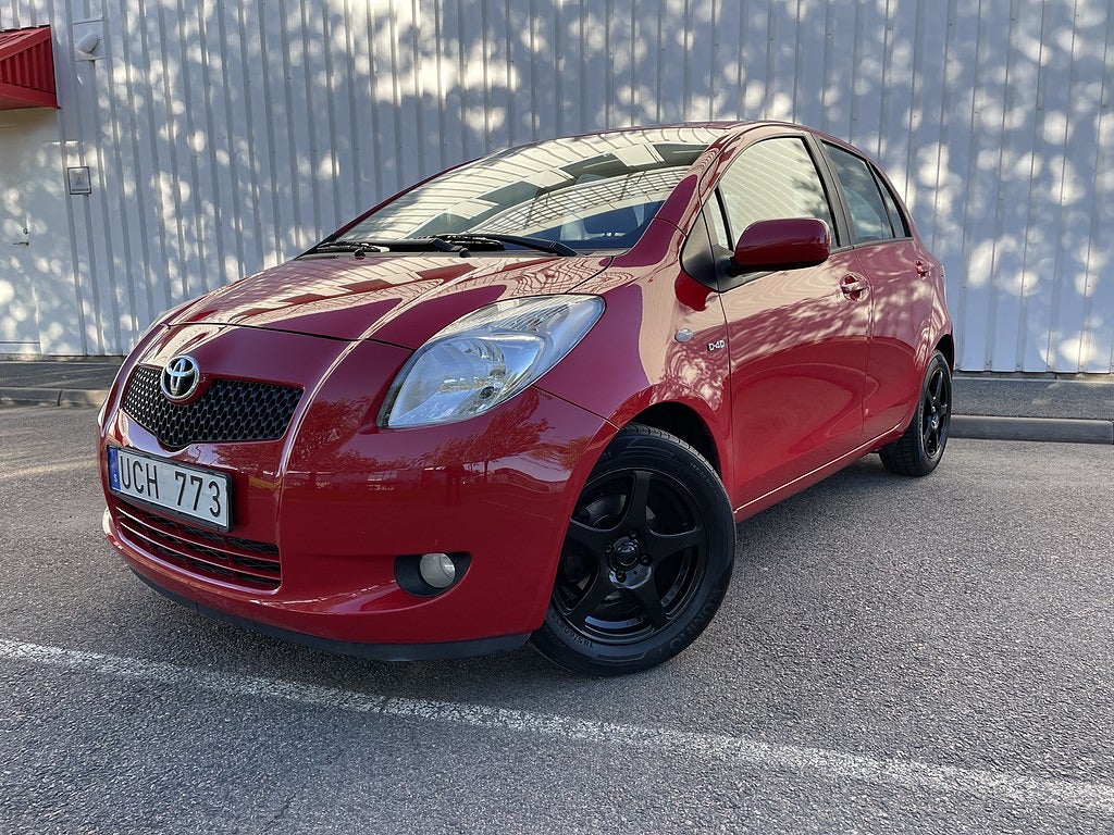 Toyota Yaris 5-dörrar 1.4 D-4D MultiMode Drag Nyservad