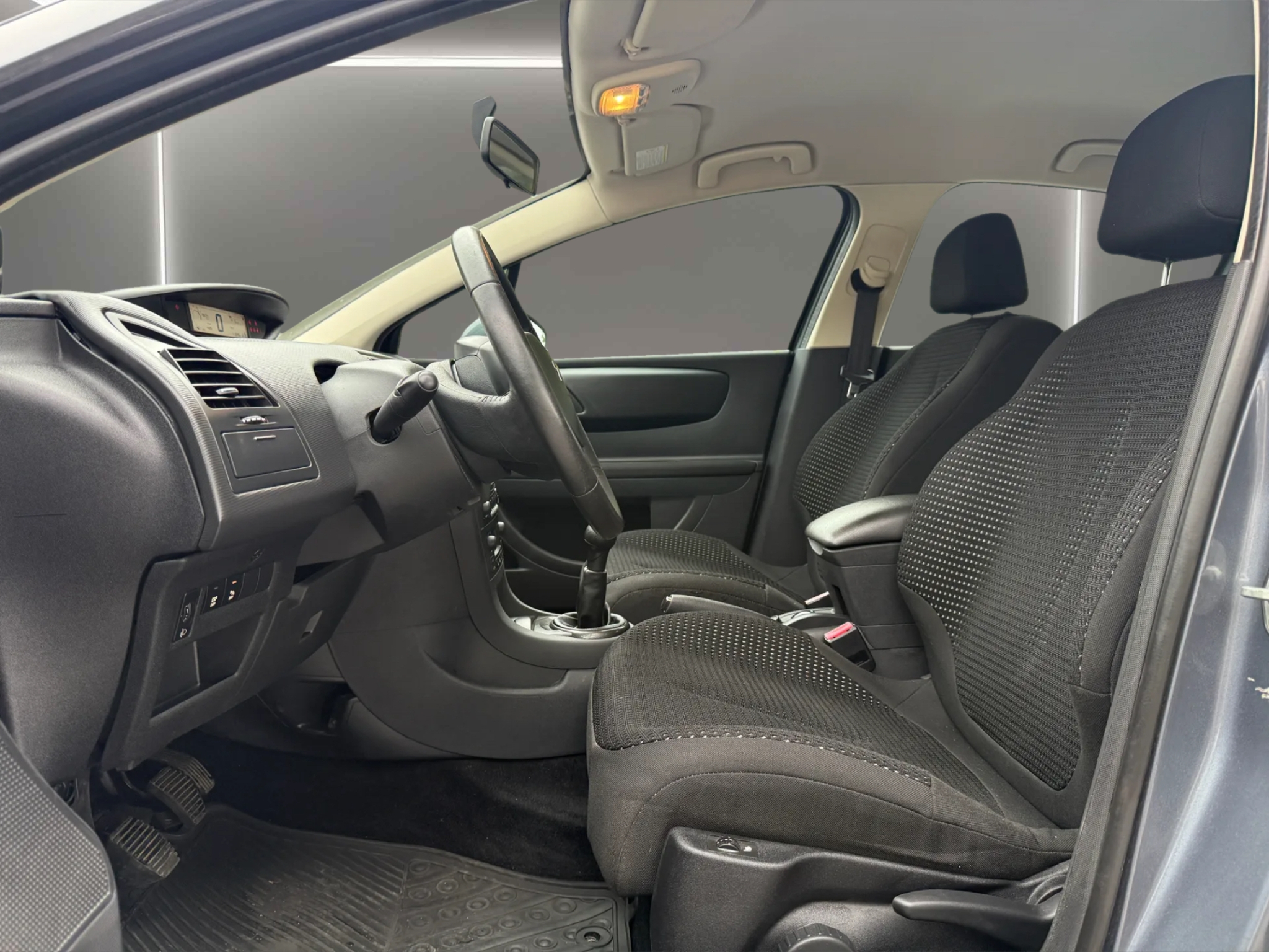 Citroen C4 2009, bild 3/36